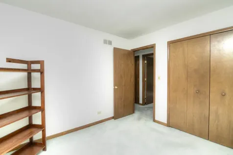 650 Lavina Court Bolingbrook IL 60440