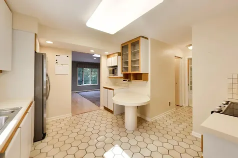2222 Chestnut Avenue Wilmette IL 60091