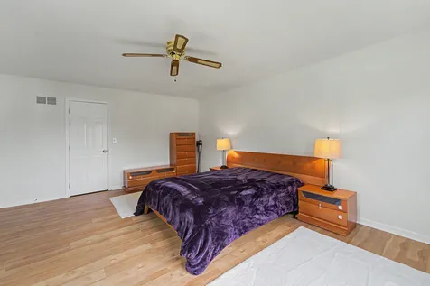120 Plymouth Court Bartlett IL 60103