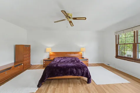 120 Plymouth Court Bartlett IL 60103