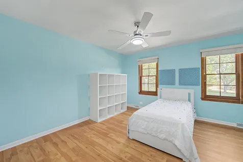 120 Plymouth Court Bartlett IL 60103