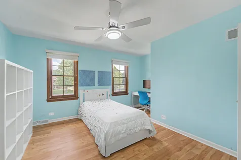 120 Plymouth Court Bartlett IL 60103