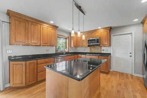120 Plymouth Court Bartlett IL 60103