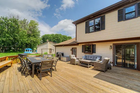 120 Plymouth Court Bartlett IL 60103