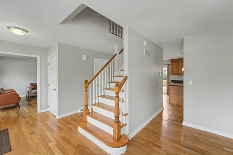 120 Plymouth Court Bartlett IL 60103