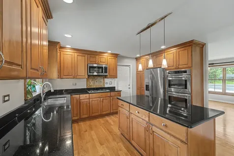 120 Plymouth Court Bartlett IL 60103