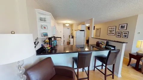 2754 North Hampden Court Chicago IL 60614