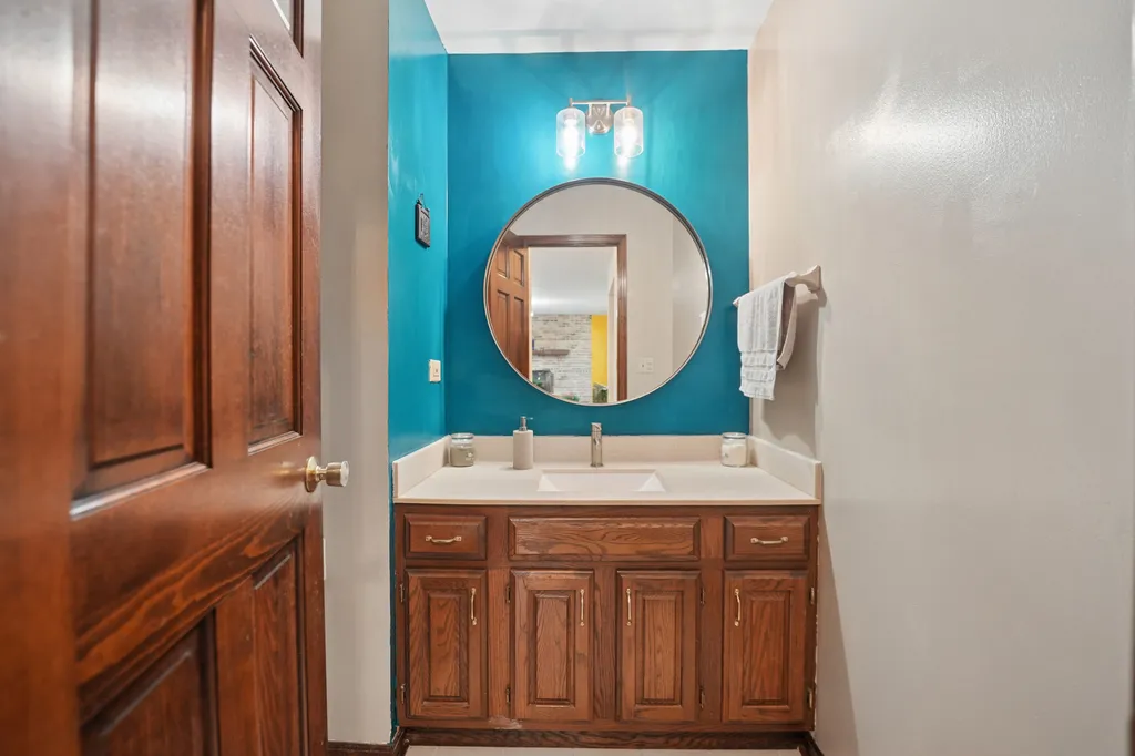 837 Heatherstone Drive Schaumburg IL 60173