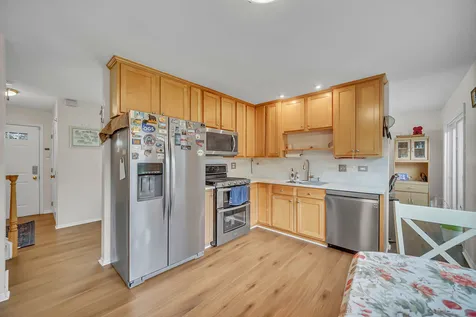 401 Greentree Parkway Libertyville IL 60048