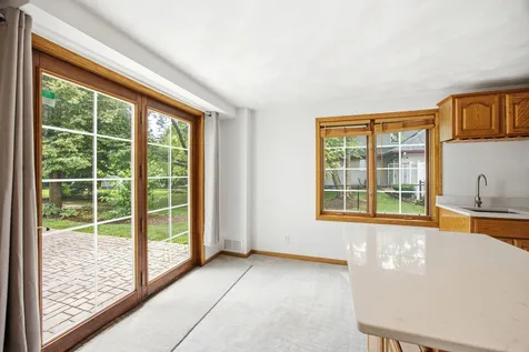11497 Ridgecrest Drive Roscoe IL 61073