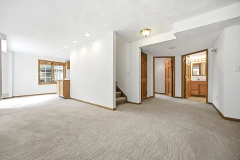 11497 Ridgecrest Drive Roscoe IL 61073