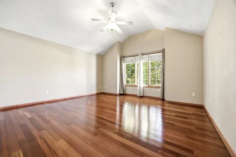 11497 Ridgecrest Drive Roscoe IL 61073