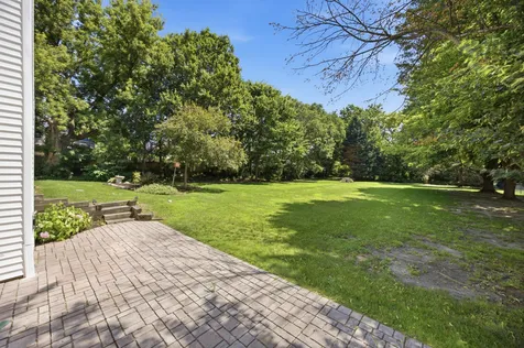 11497 Ridgecrest Drive Roscoe IL 61073