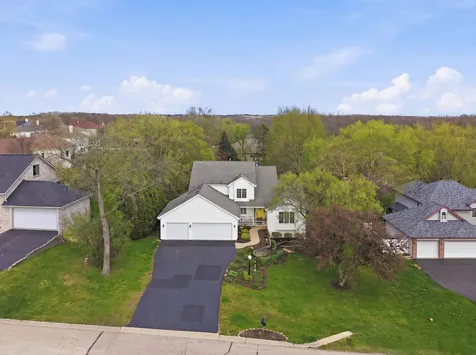 11497 Ridgecrest Drive Roscoe IL 61073