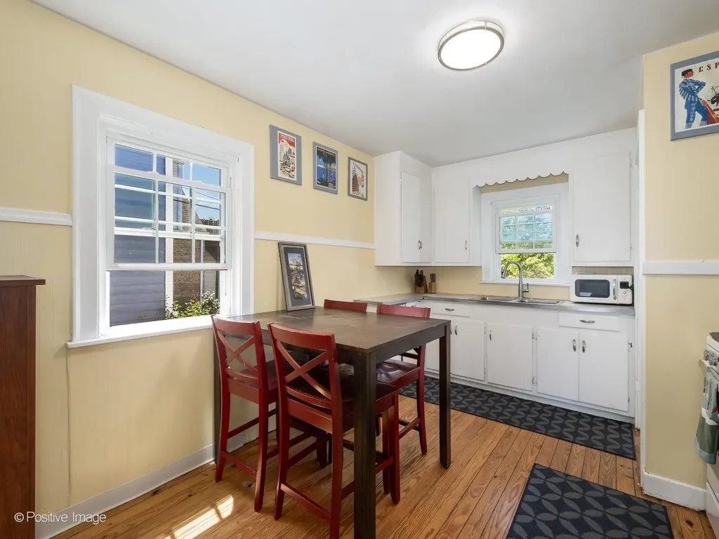 3546 North Ozark Avenue Chicago IL 60634
