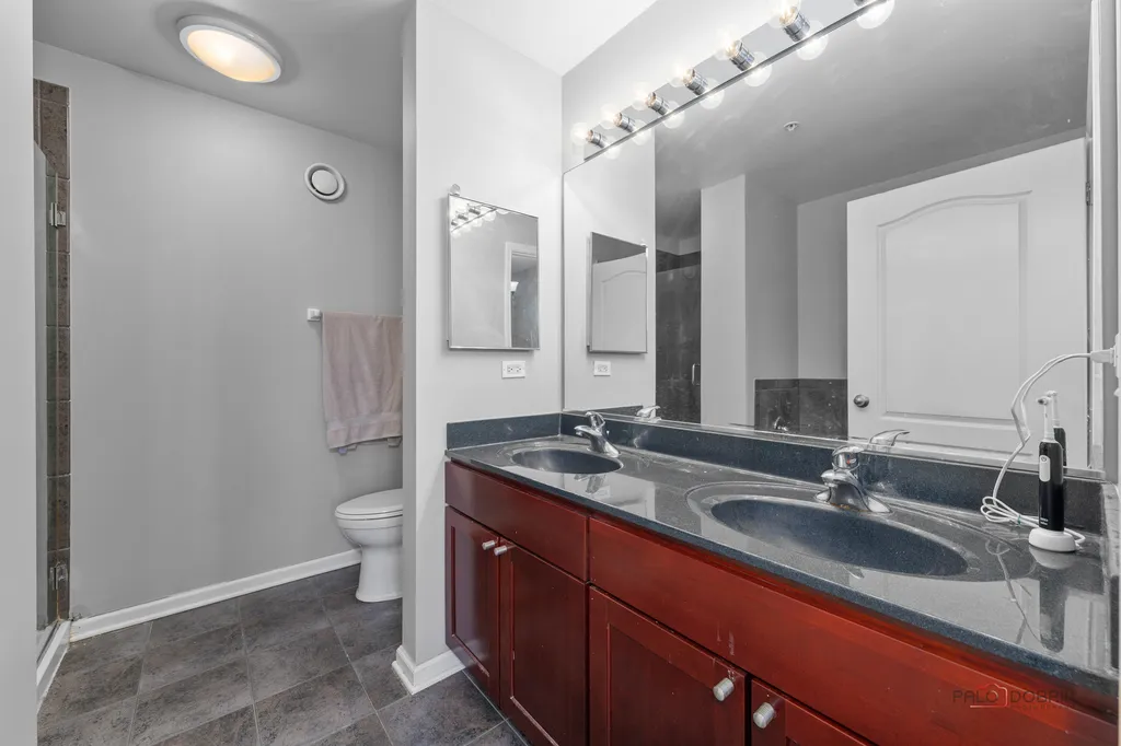 125 South Jefferson Street Chicago IL 60661