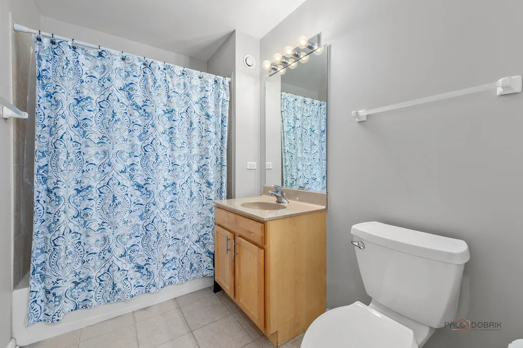 125 South Jefferson Street Chicago IL 60661