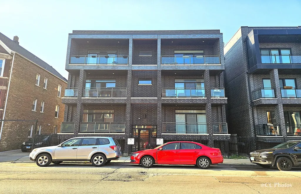3620 West Diversey Avenue Chicago IL 60647