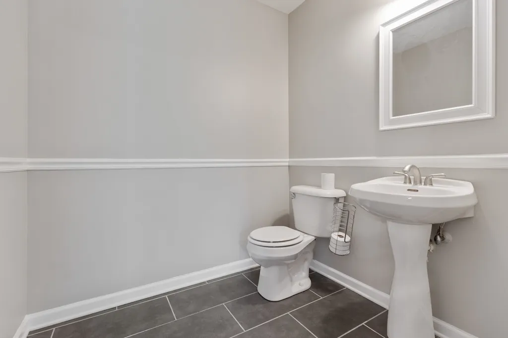 2255 Hudson Circle Aurora IL 60502