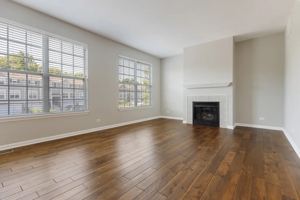 2255 Hudson Circle Aurora IL 60502