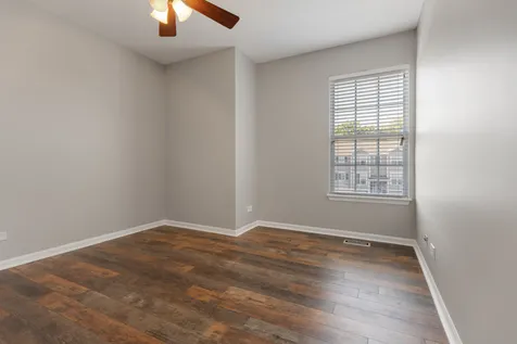 2255 Hudson Circle Aurora IL 60502