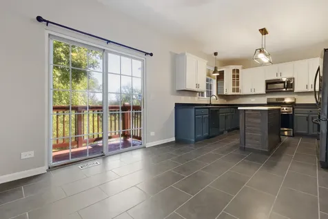 2255 Hudson Circle Aurora IL 60502