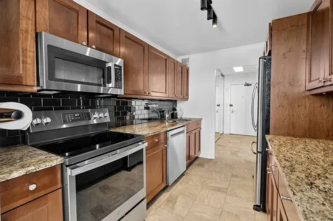 5455 North Sheridan Road Chicago IL 60640
