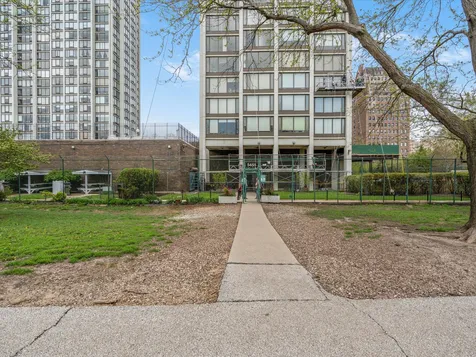 5455 North Sheridan Road Chicago IL 60640