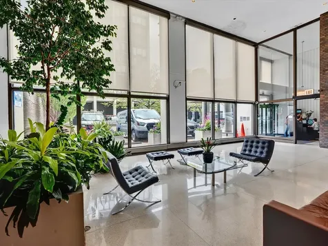 5455 North Sheridan Road Chicago IL 60640