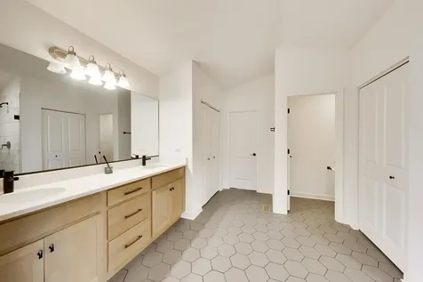 495 Timber Oak Lane Yorkville IL 60560