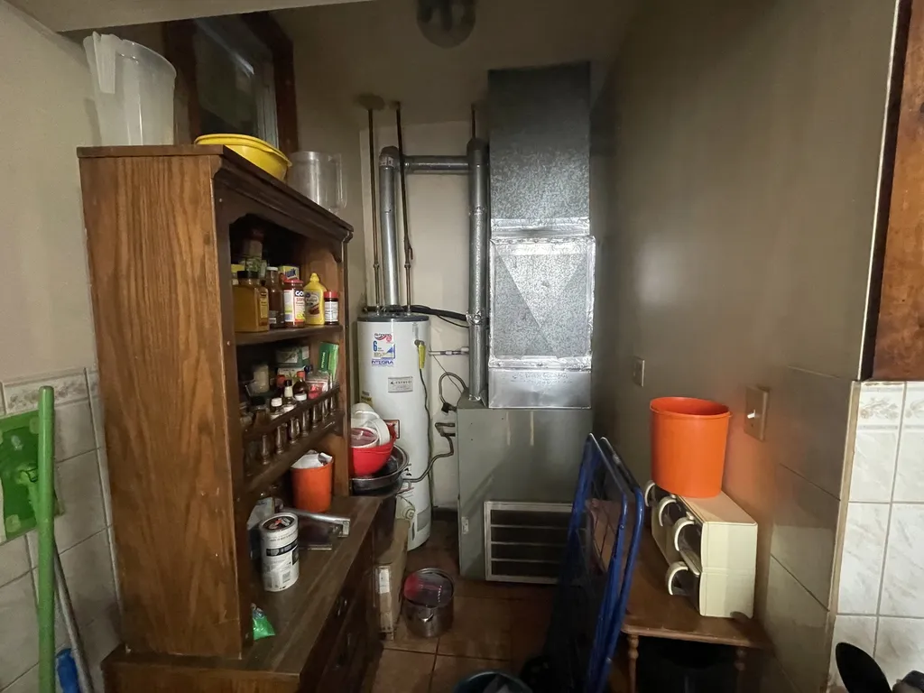 1841 West Superior Street Chicago IL 60622