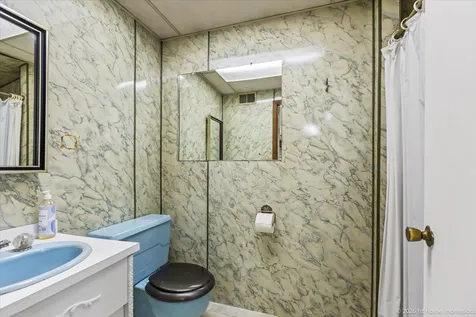 1843 Hanover Lane Flossmoor IL 60422