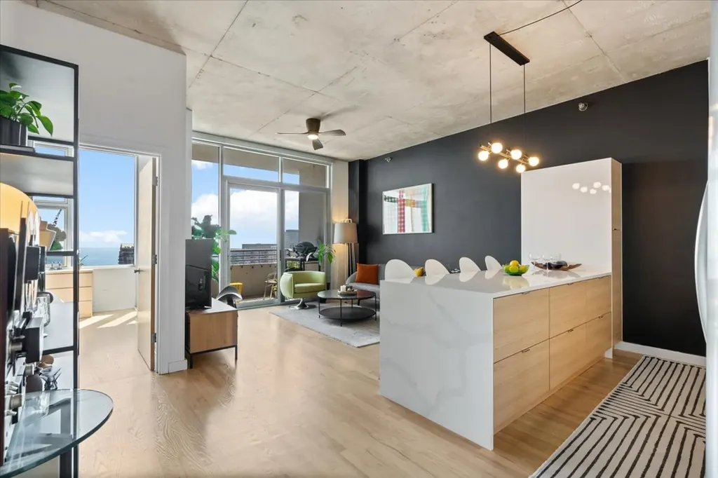 1720 South Michigan Avenue Chicago IL 60616