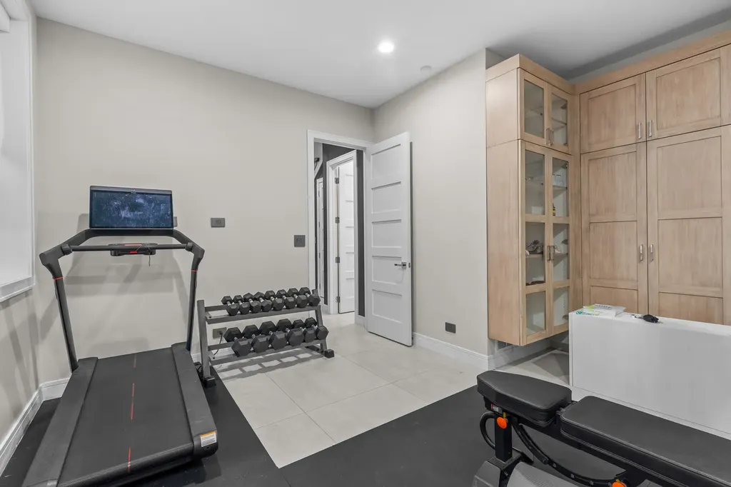 1620 West Pierce Avenue Chicago IL 60622