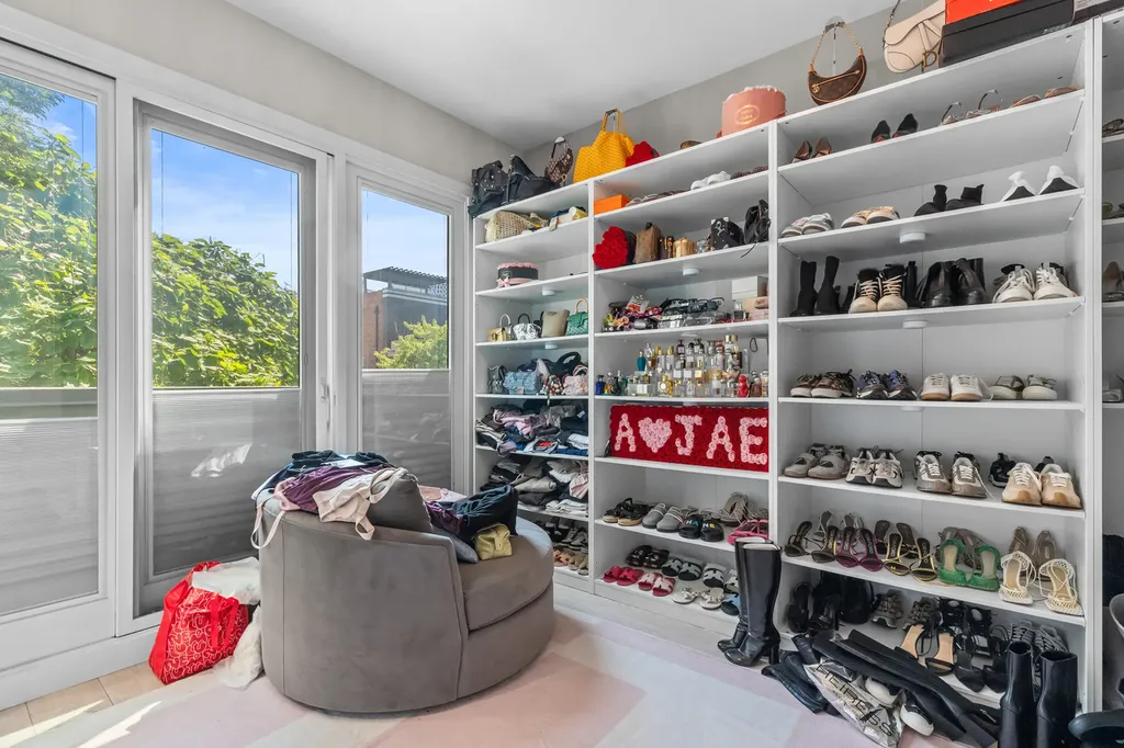 1620 West Pierce Avenue Chicago IL 60622
