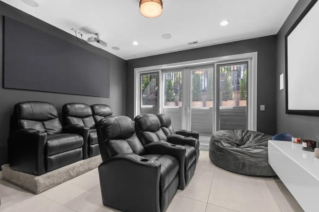 1620 West Pierce Avenue Chicago IL 60622