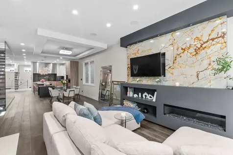 1620 West Pierce Avenue Chicago IL 60622