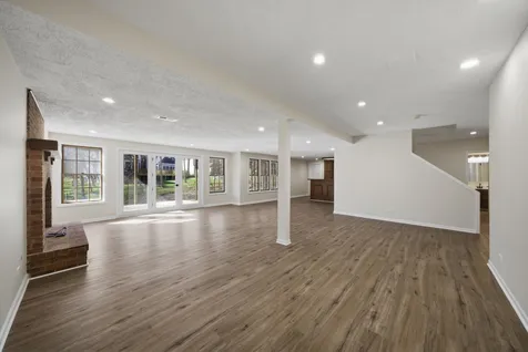 1215 Triple Crown Court Bartlett IL 60103