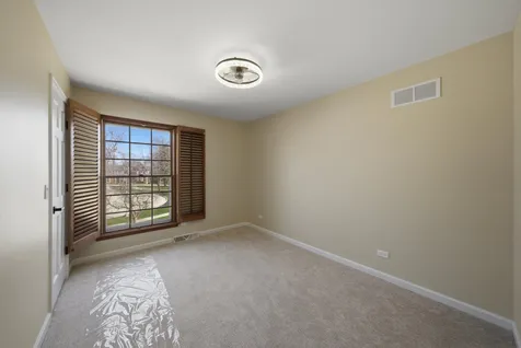 1215 Triple Crown Court Bartlett IL 60103