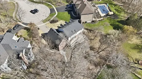 1215 Triple Crown Court Bartlett IL 60103