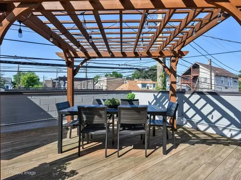 2550 West Fullerton Avenue Chicago IL 60647