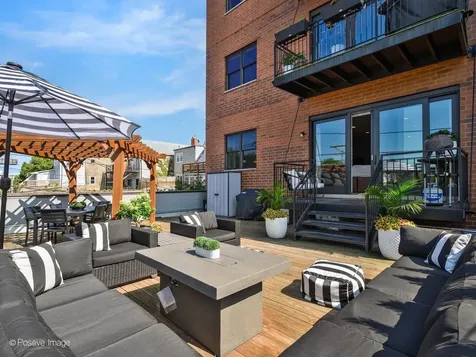 2550 West Fullerton Avenue Chicago IL 60647
