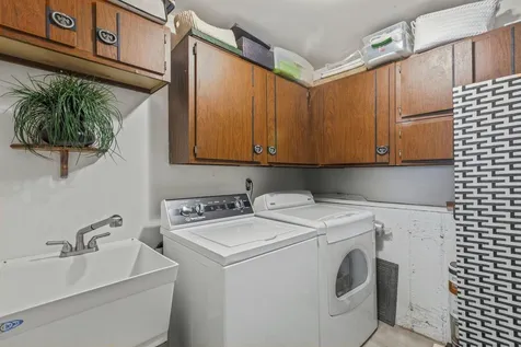 82 Sherbon Lane Crystal Lake IL 60014