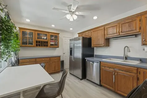 82 Sherbon Lane Crystal Lake IL 60014