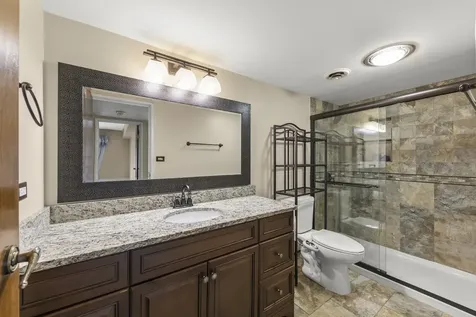 5707 129TH Street Crestwood IL 60418