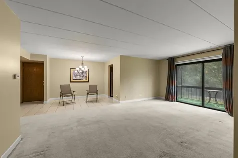 5707 129TH Street Crestwood IL 60418
