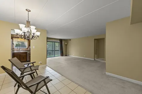 5707 129TH Street Crestwood IL 60418