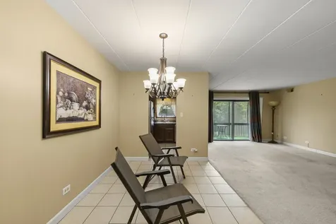 5707 129TH Street Crestwood IL 60418