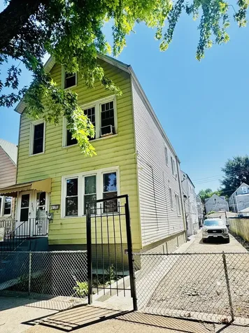 4833 South Honore Street Chicago IL 60609