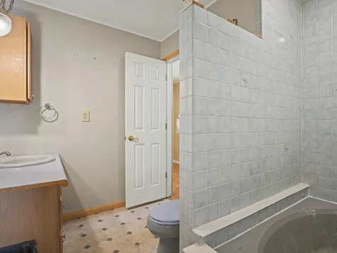 3637 Baxter Road Rockford IL 61109